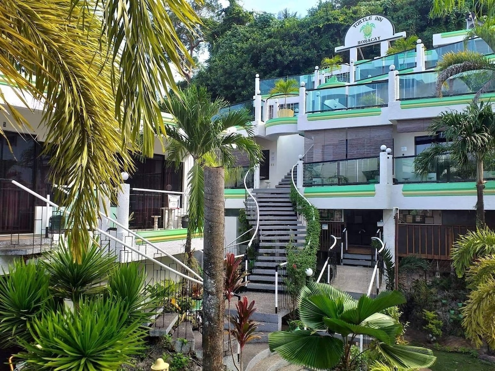 Turtle Inn Resort 3/47
