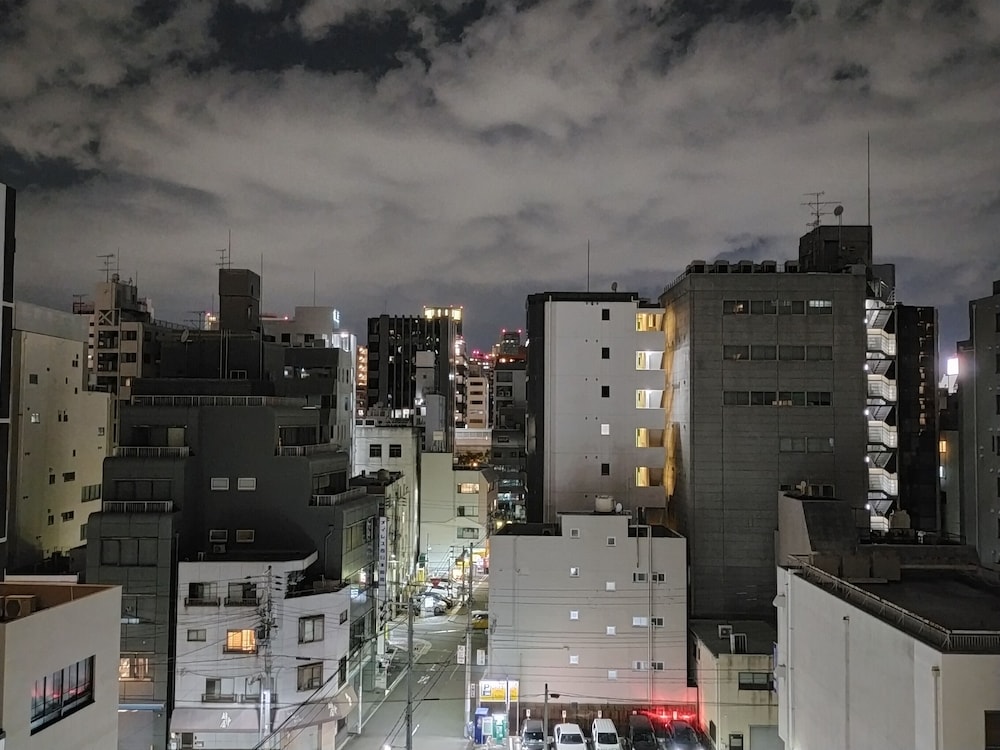 Sakura Sands Hotel 7/50