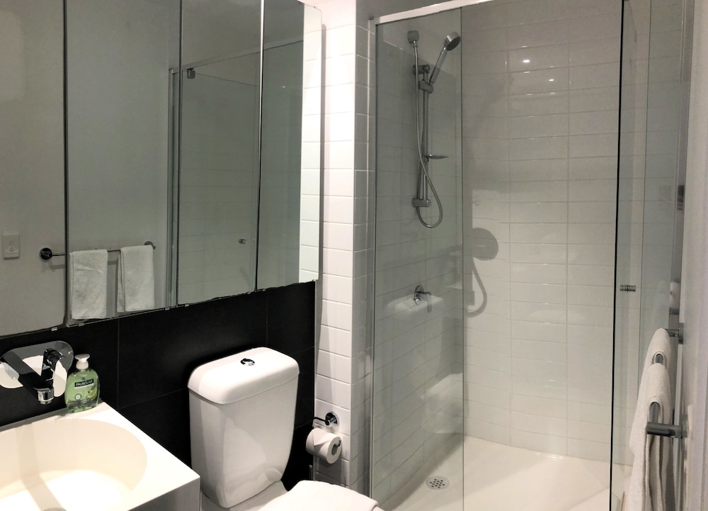 ReadySet Apartments at Upper West Side 50/53