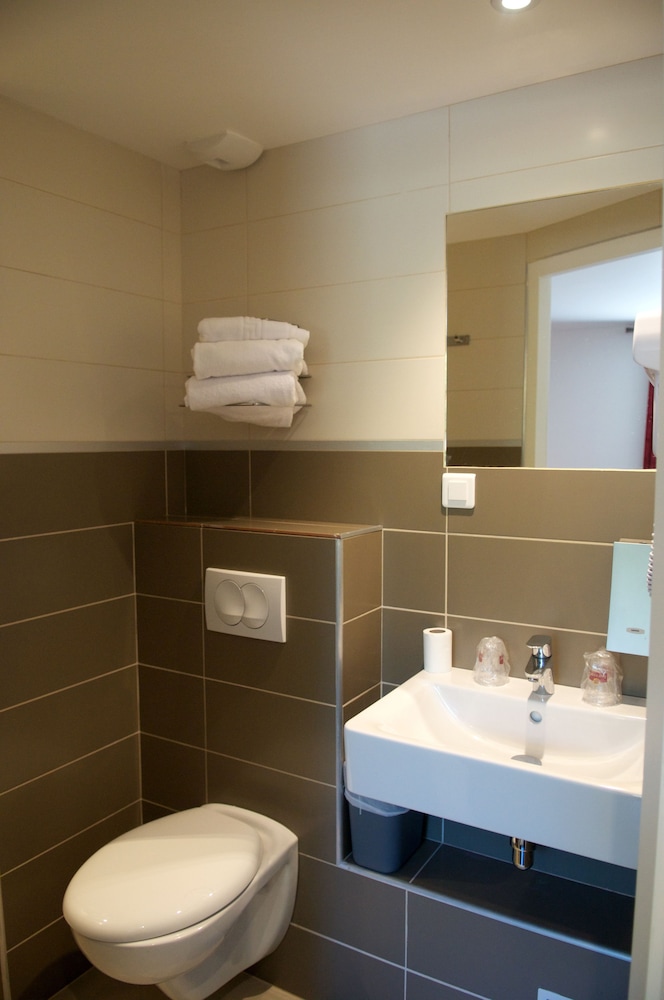 Brit Hotel Montpellier Euromedecine 31/34
