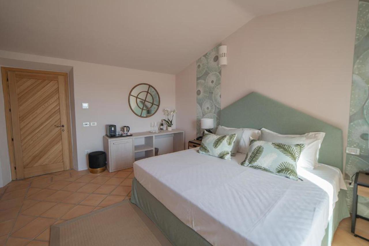 HOTEL BORGO SMERALDO 6/32