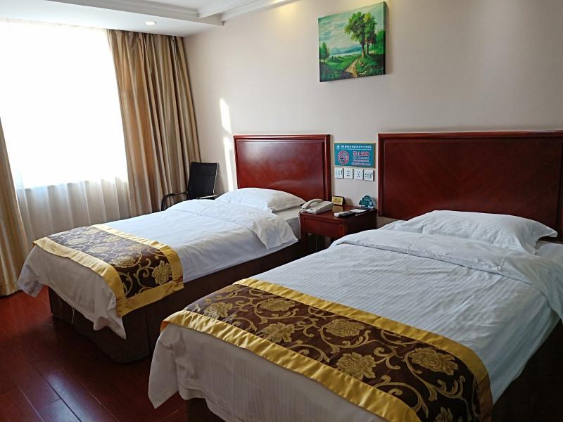 GreenTree Inn Beijing Chaoyang District Xizhihe Commercial Center Express Hotel 10/18