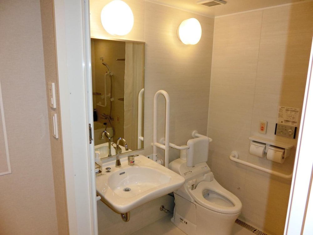 BANDE HOTEL OSAKA 42/45
