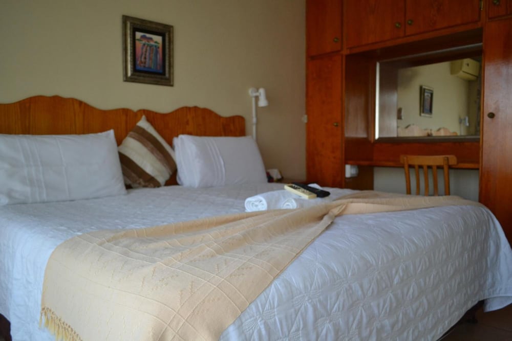 Kamogelo Guest House 11/47