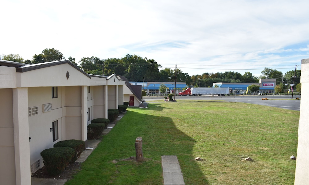 Mho Hotel Bordentown 9/37