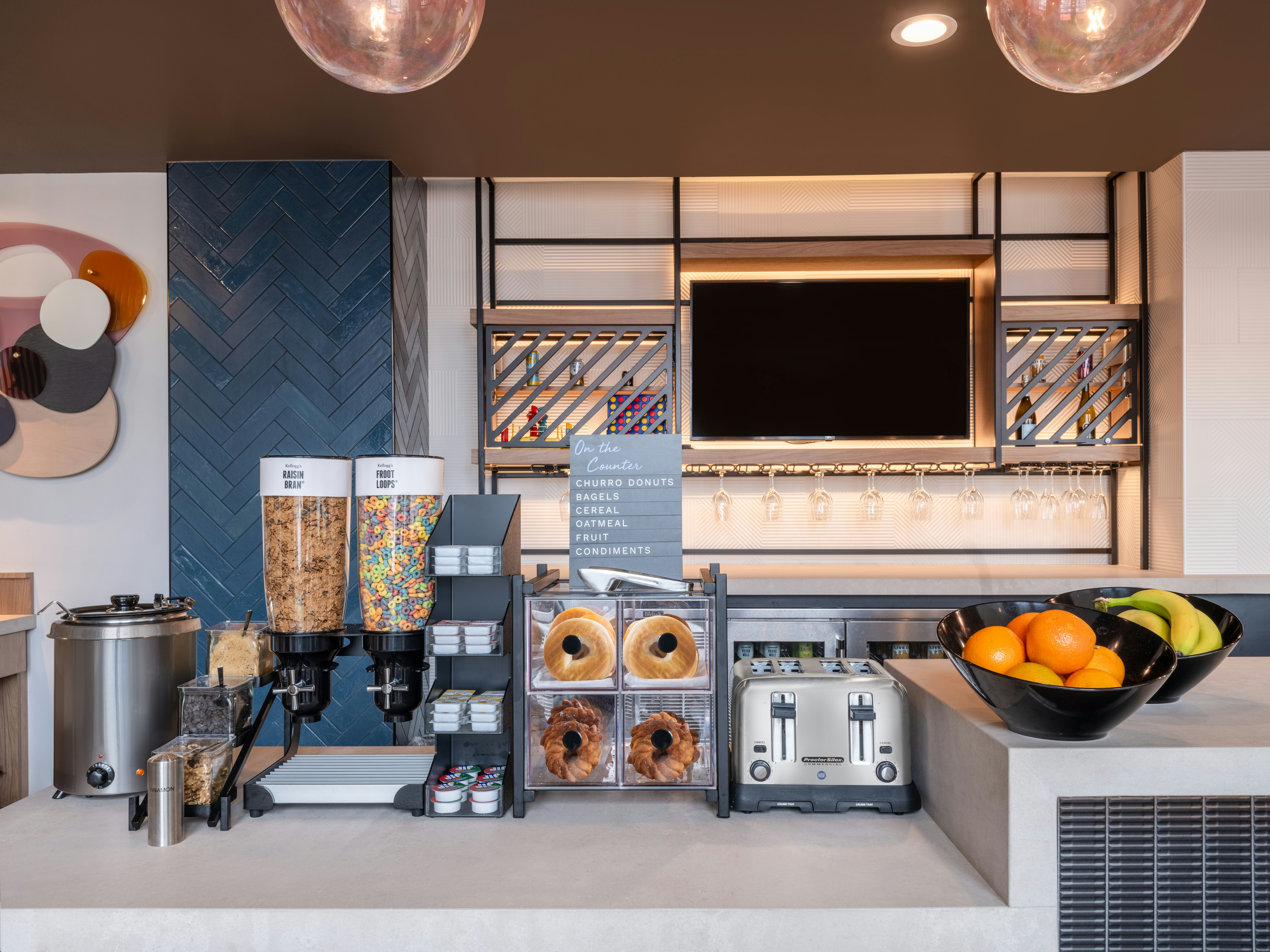 Atwell Suites Austin Airport, an IHG Hotel 64/72