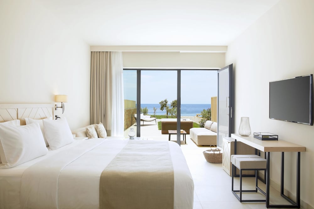 Elivi Skiathos 6/50