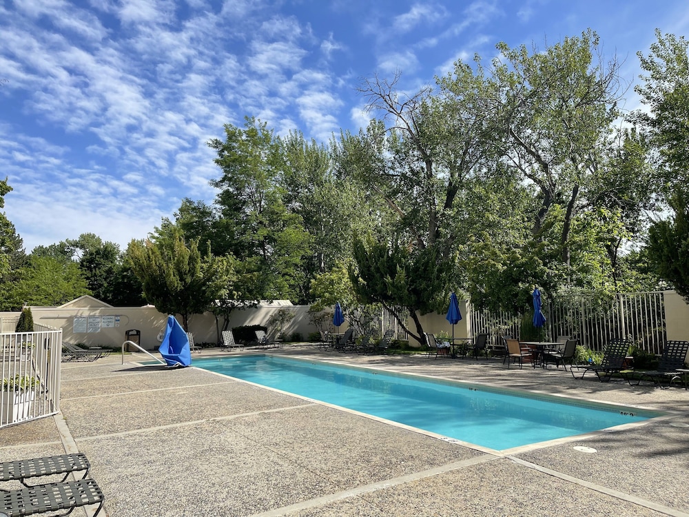 Holiday Inn Express Boise University Area 38/78