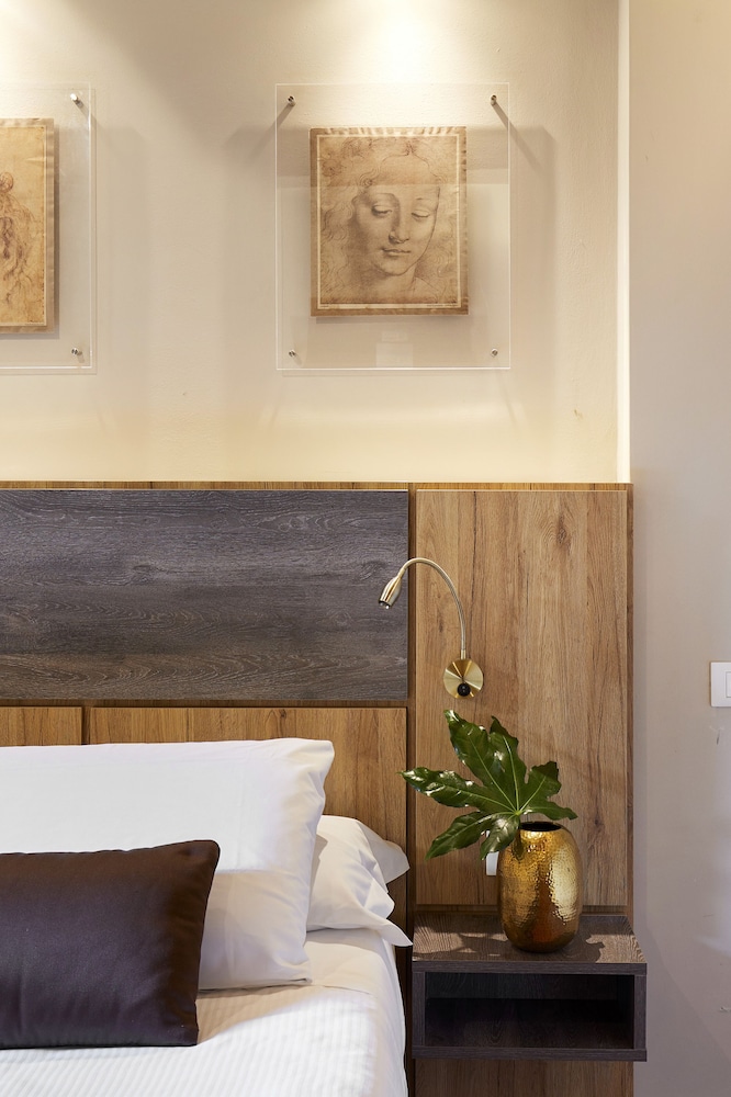 SETTE ANGELI ROOMS 8/72