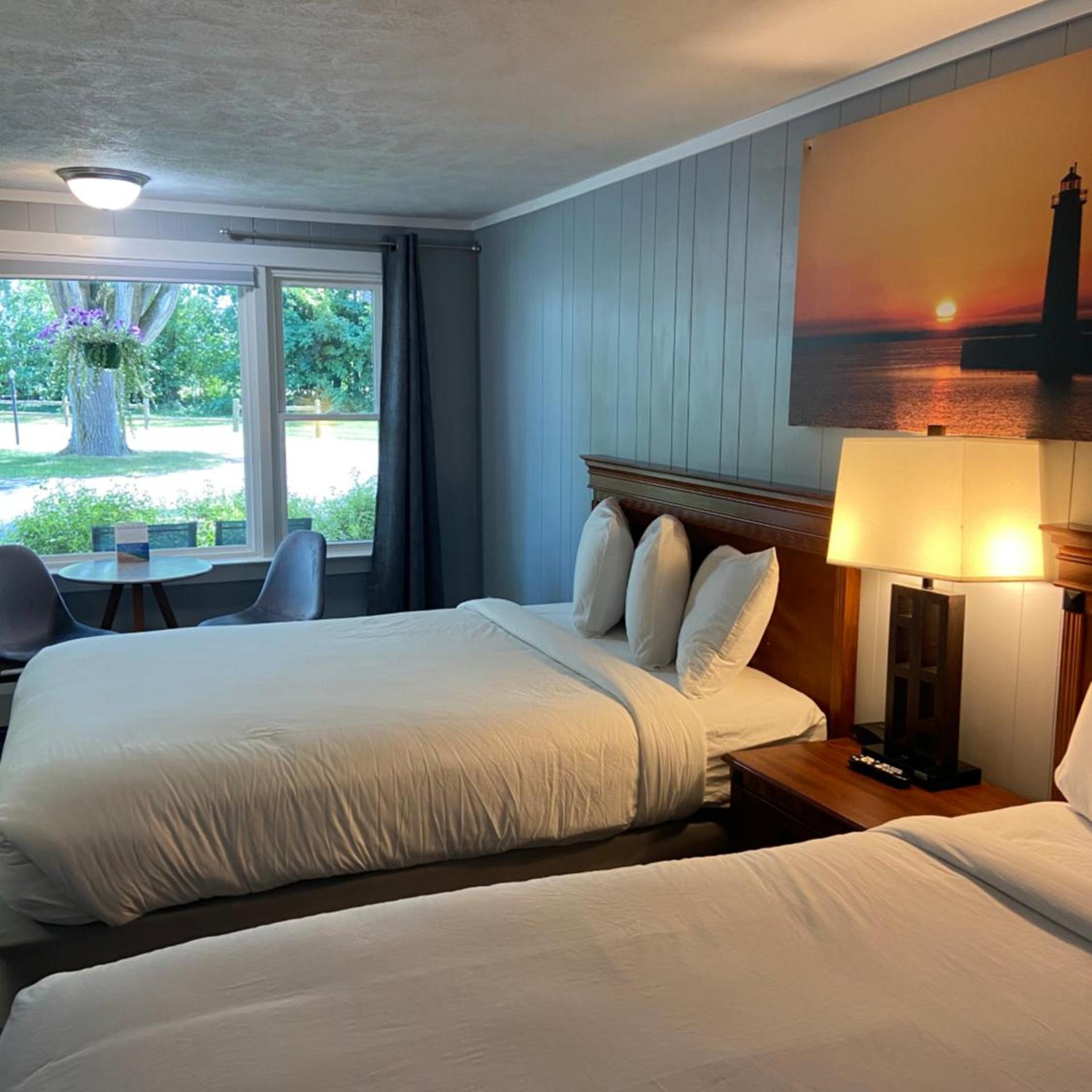 Elk Rapids Lakeshore Inn 7/42