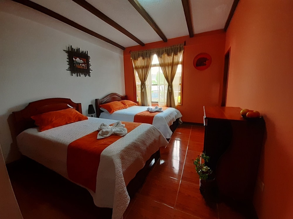 Suymar Ecolodge Galapagos 30/75
