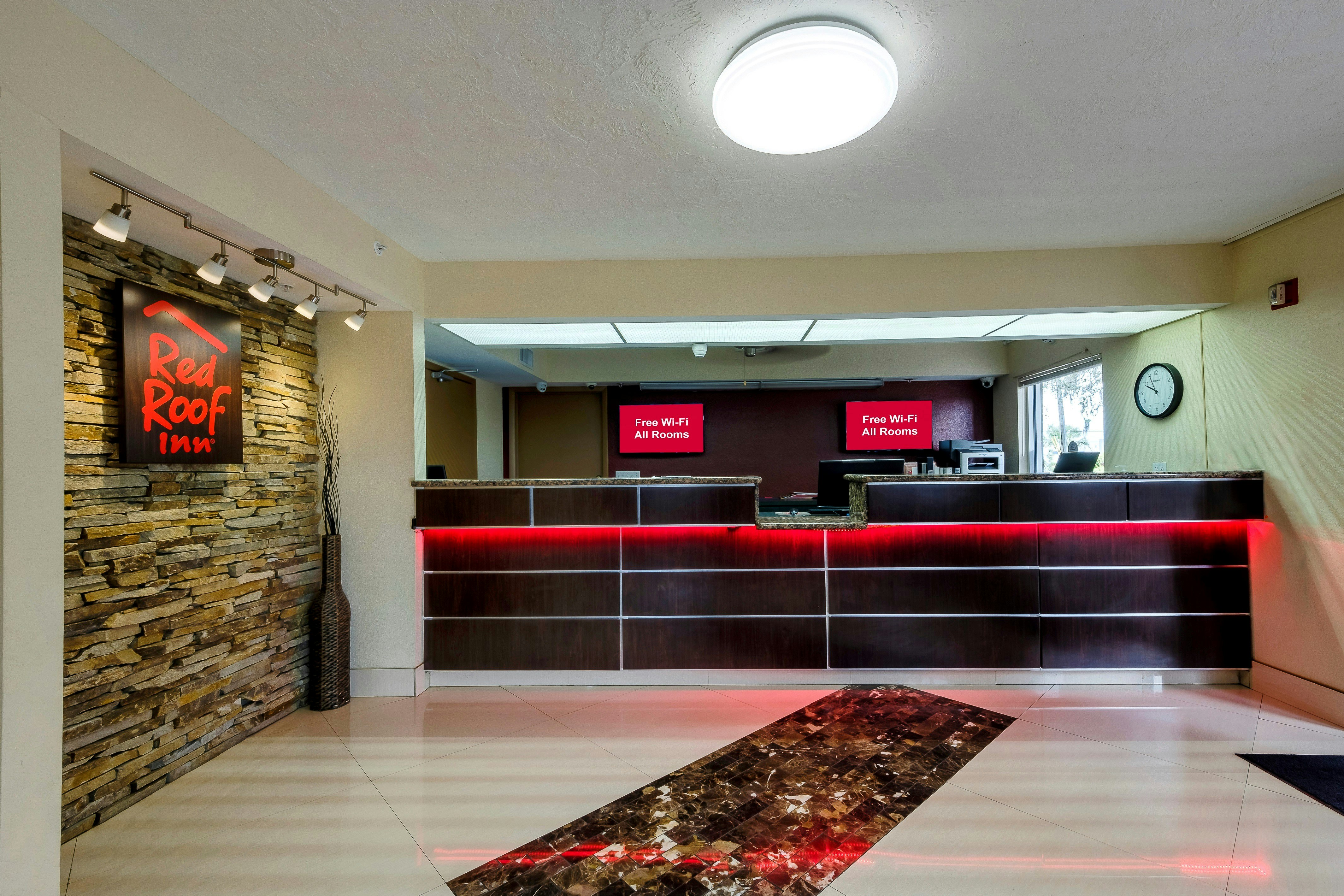 Lobby at Red Roof Inn Ellenton - Bradenton NE, ELLENTON - FL