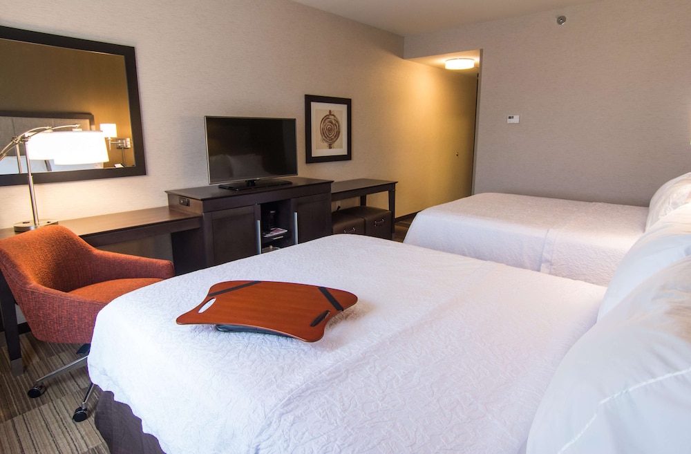 Hampton Inn Orange City 17/37