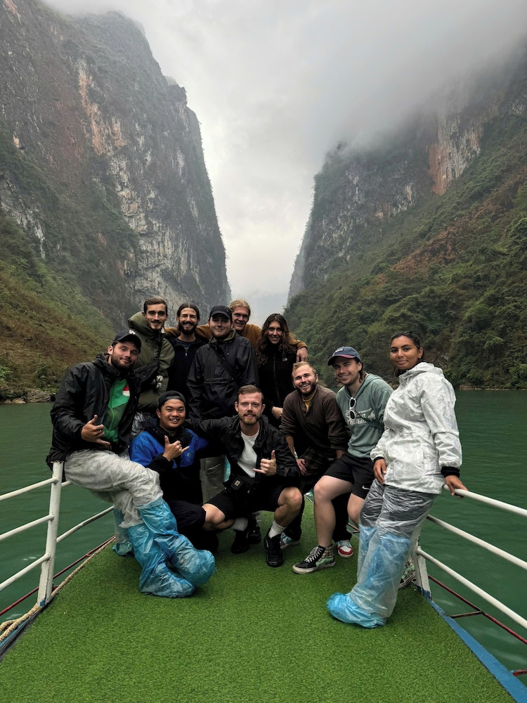 Dong Que Homestay - Hostel 25/50