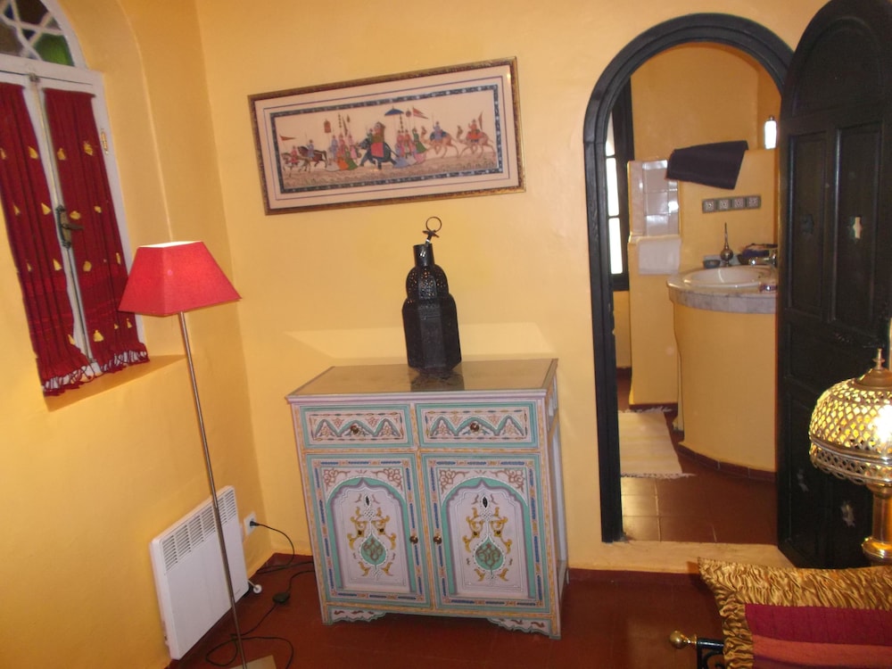 Dar Sultan 24/50