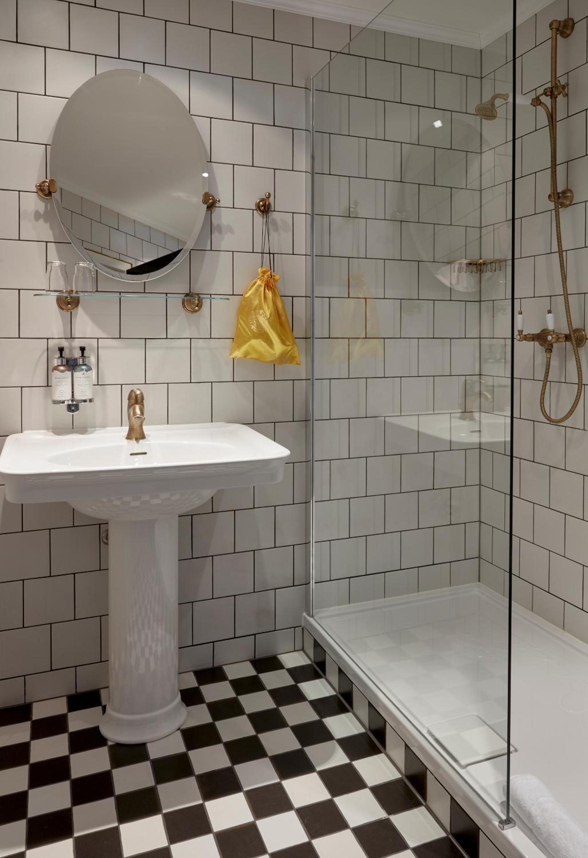 Suite, Corner, The Dean Berlin 5/7