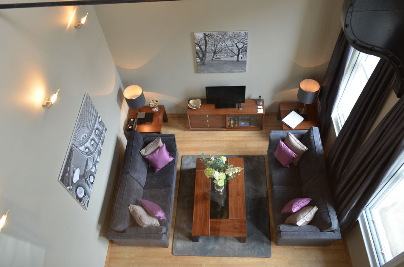 Quebecs Luxury Apartments 8/35
