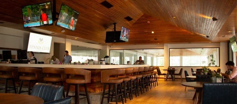 Costa Rica Tennis Club And Hotel 60/80
