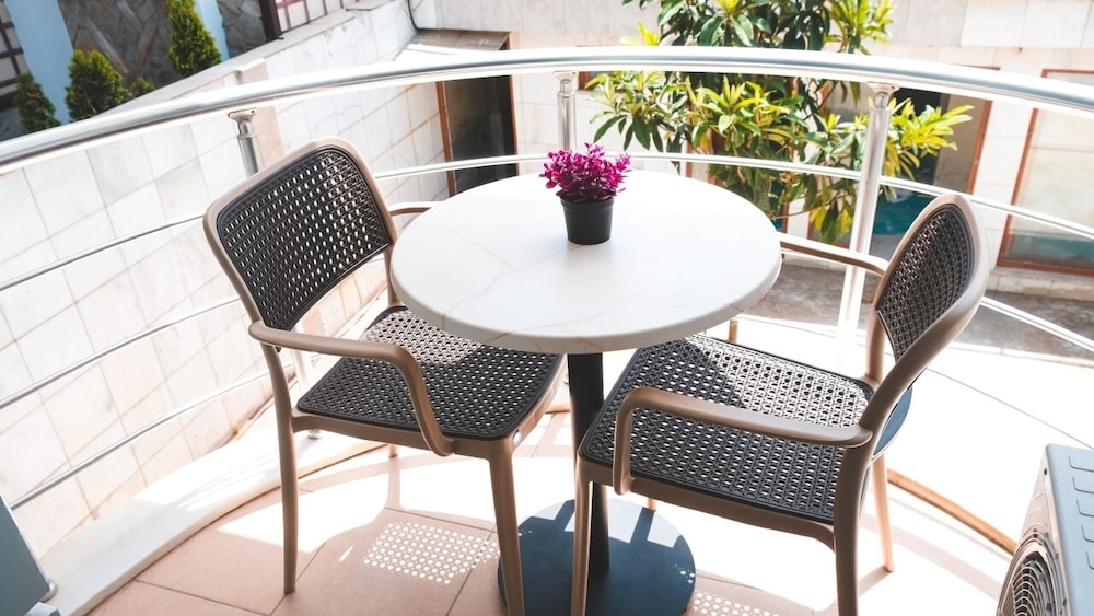 Camlica Hotel 30/42