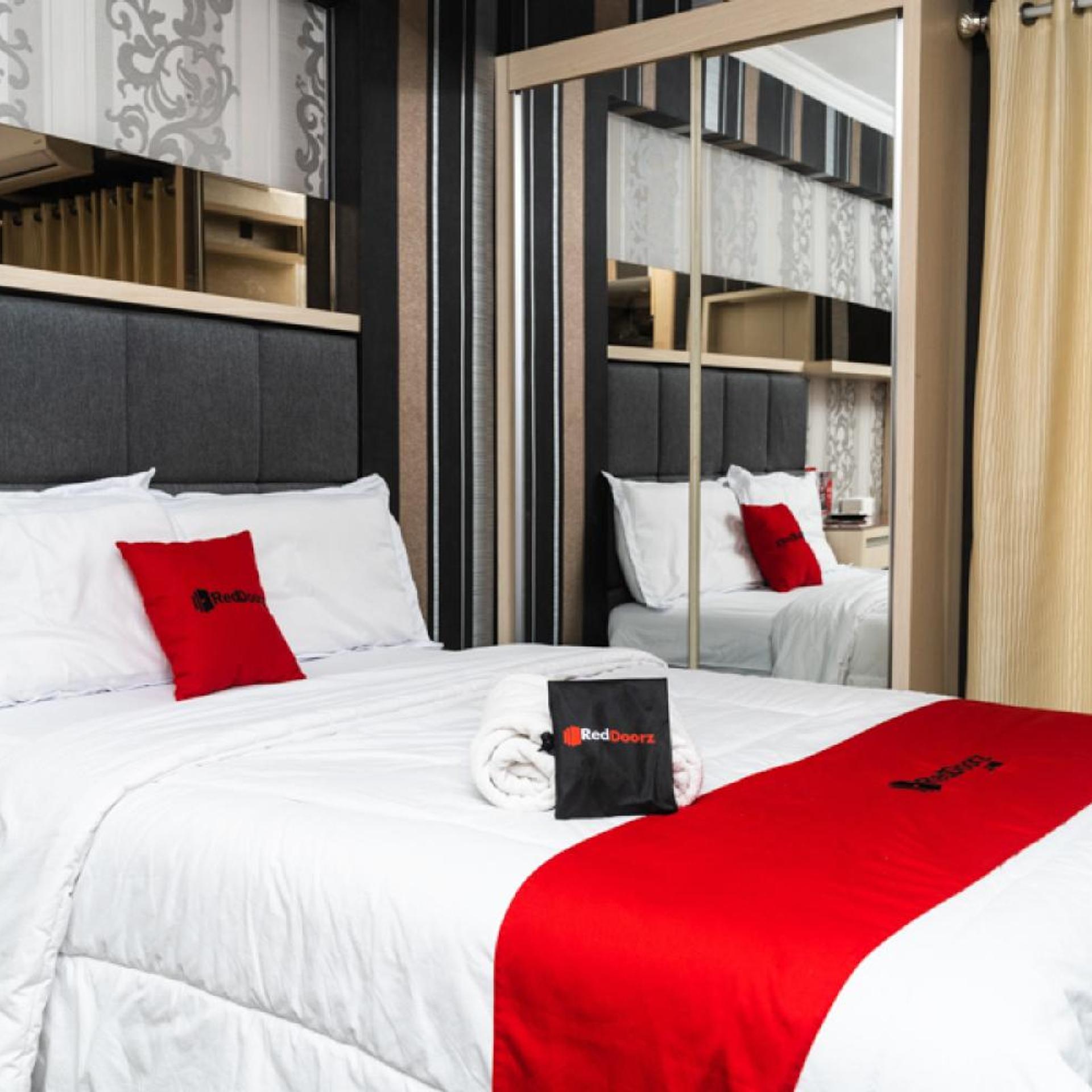 RedDoorz Apartment @ Bogor Valley 18/34