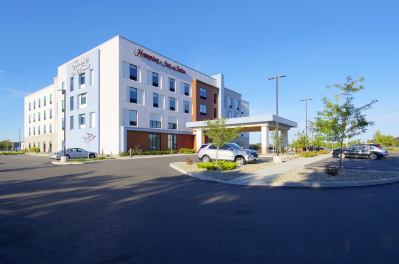 Hampton Inn Suites Portland Me 3/59