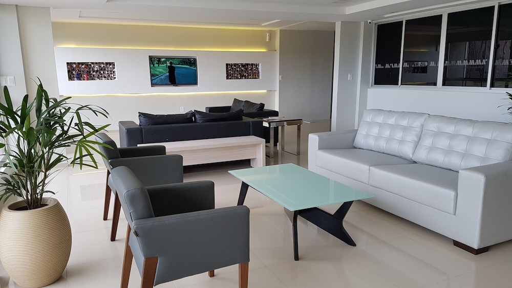 Max Hotel 20/35
