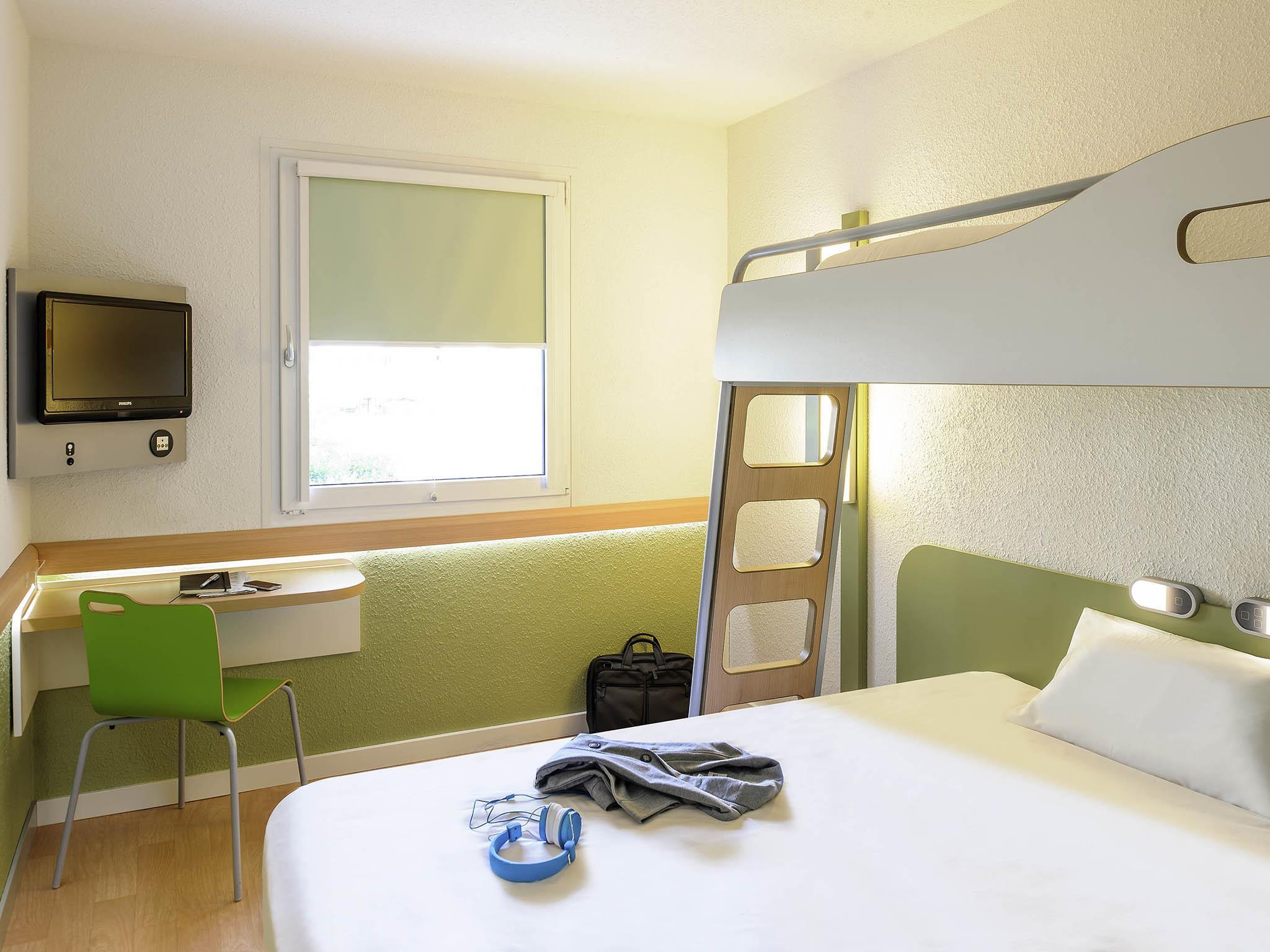 ibis budget Dommartin les Cuiseaux 16/30