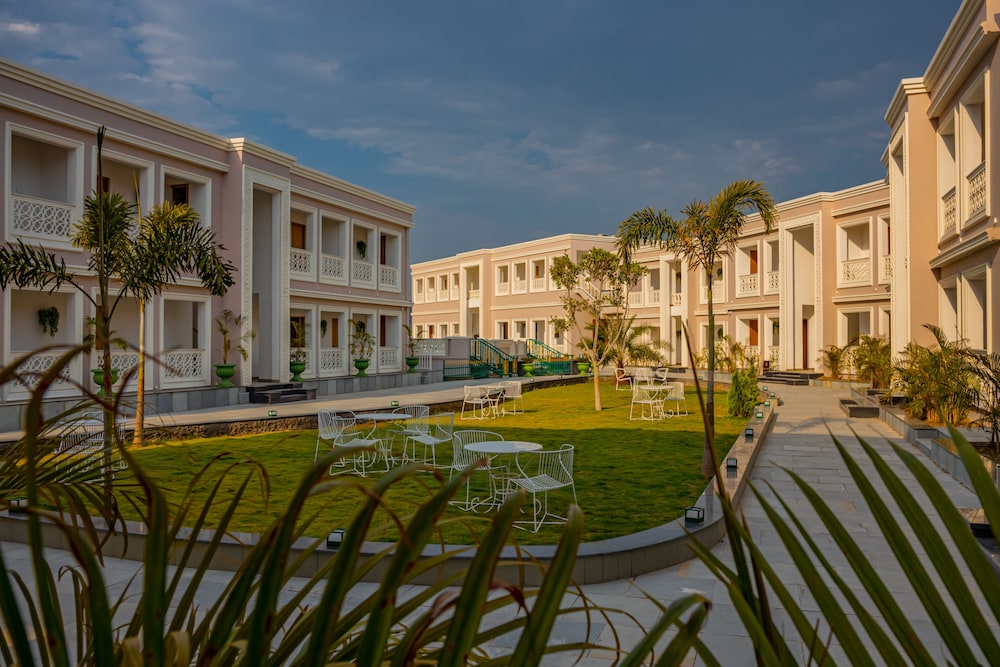 Tree of Life Vantara Resort and Spa Udaipur 18/27