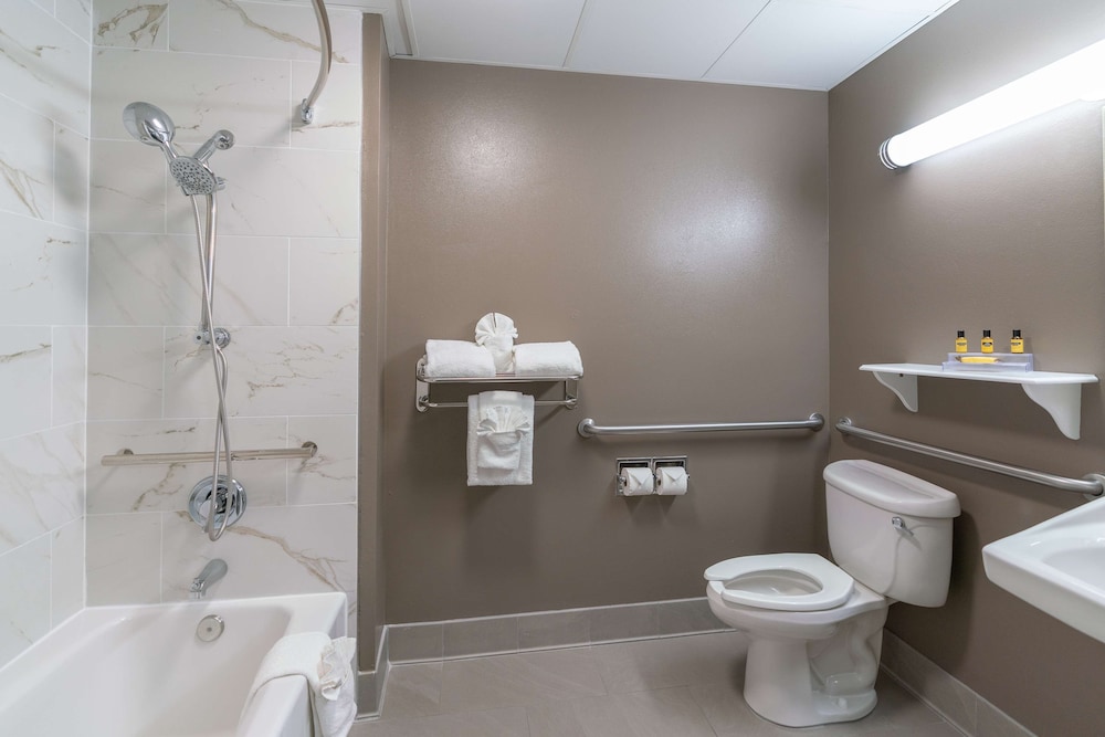 Best Western Plus Lake City 9/33