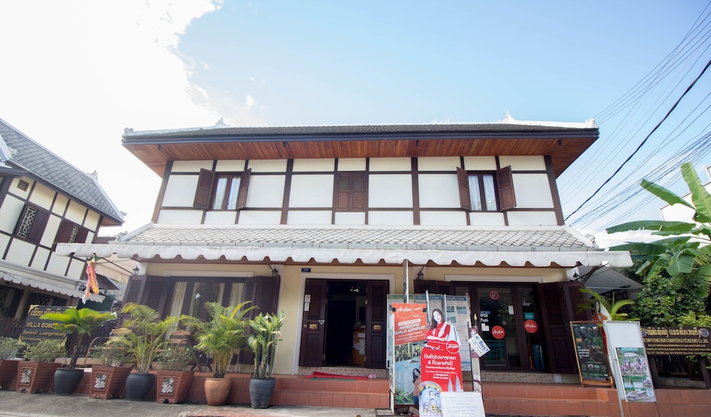 Villa Somphong 1/50