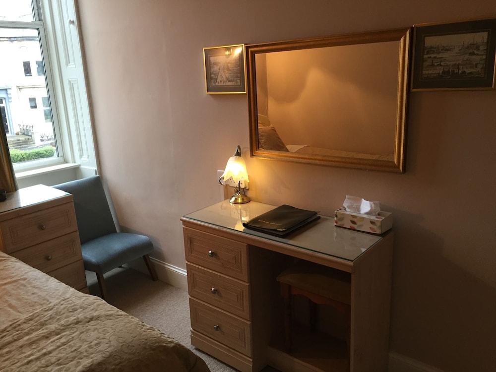 Auld Reekie Guest House 17/25
