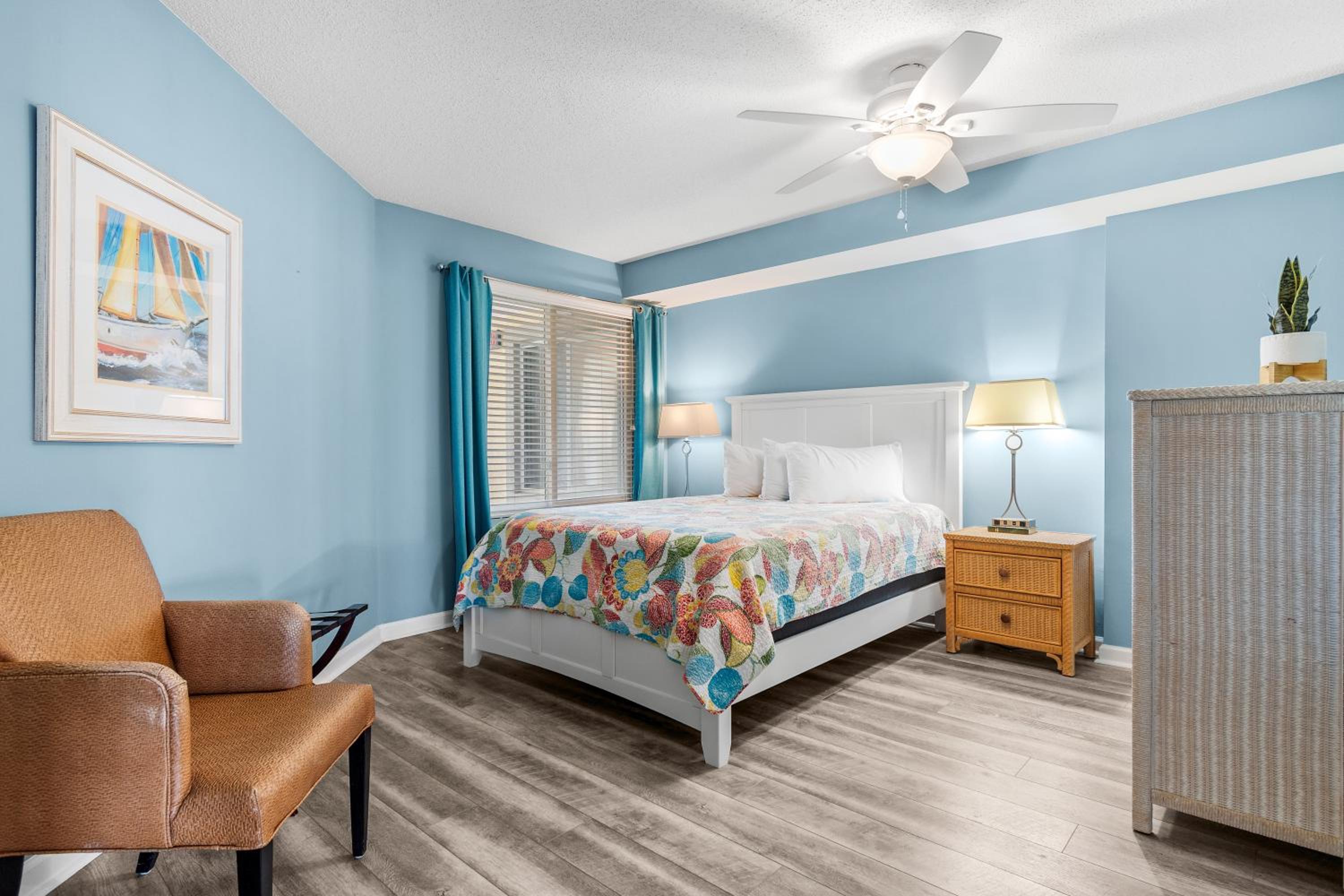 3 Bedrooms, Condo, Ocean Front