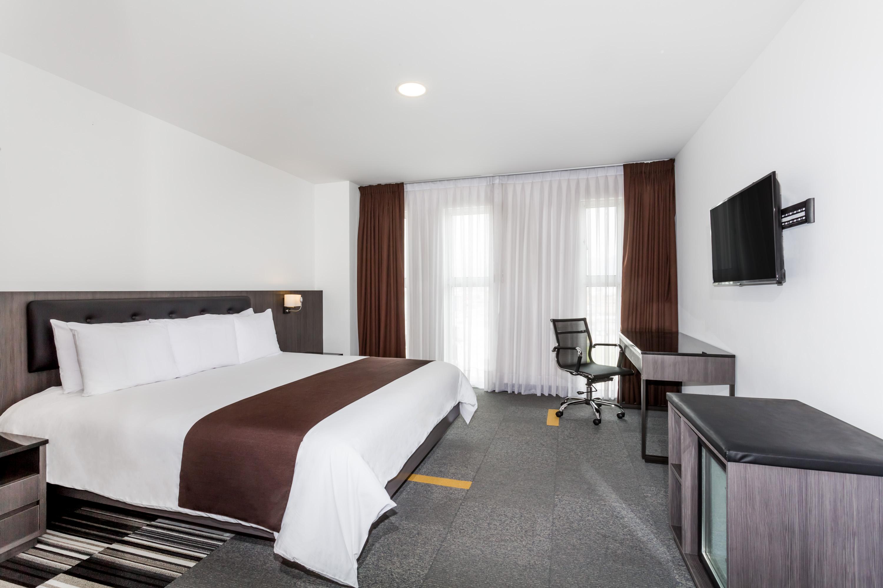 Room, Double Bed