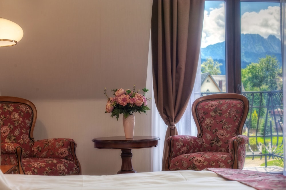 Hotel Paryski Art & Business 43/50