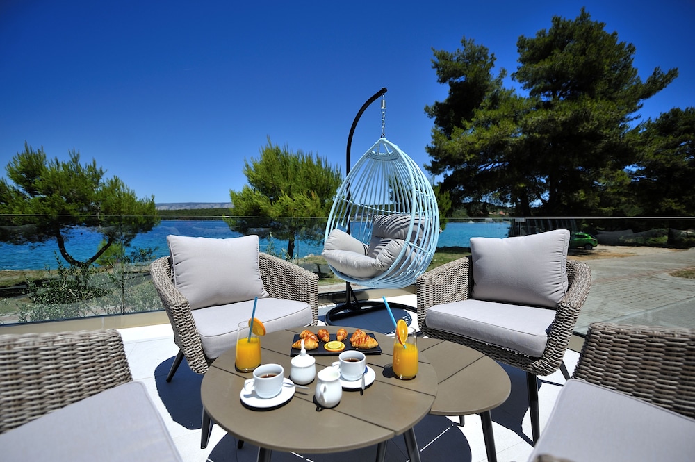 Hotel Antica 33/50