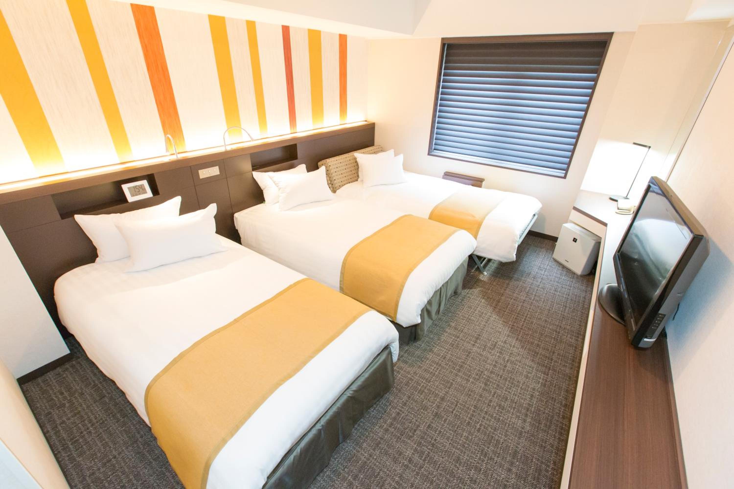 Moderate, 3 Beds