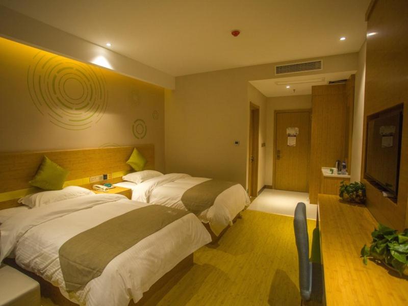 GreenTree Inn Hefei Lujiang County NO.1 Jin Street Express Hotel 6/21