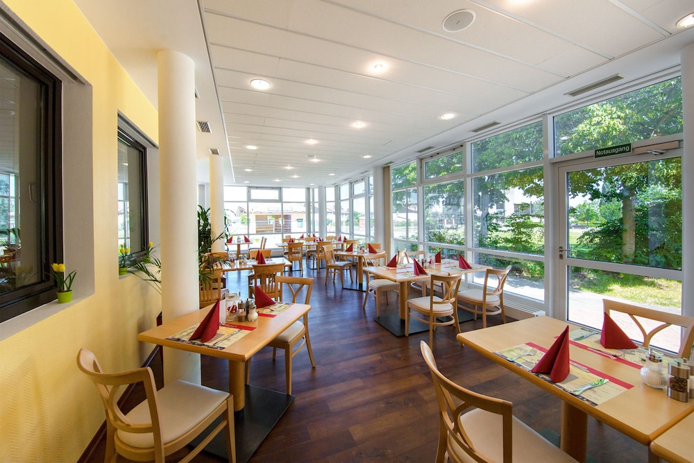 Montana Hotel Nurnberg West 21/28
