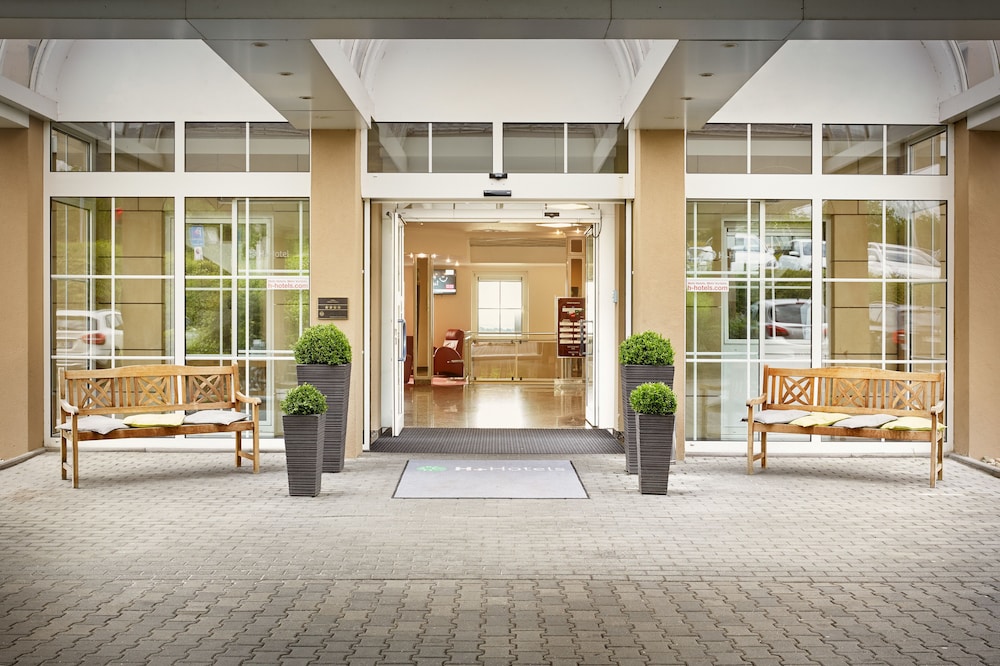 Sunday Hotel Frankfurt Airport 1/35