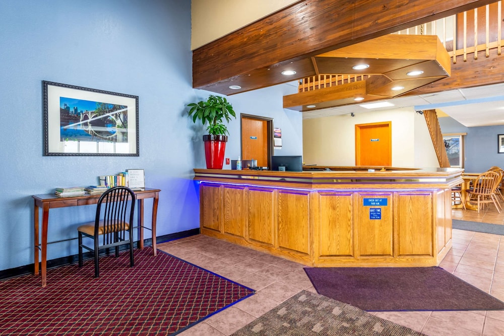 Rodeway Inn Milaca 8/37