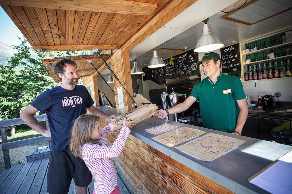 Huttopia Bourg Saint Maurice 8/48