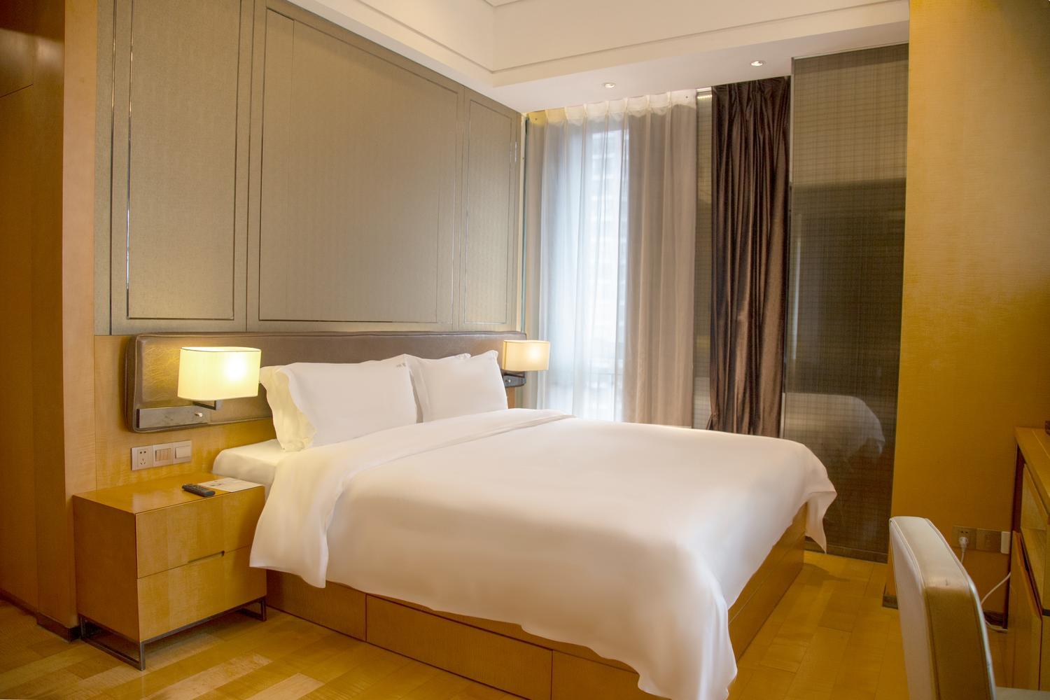 2 Bedrooms, Kimper, Deluxe, 1 Queen and 1 Double Bed