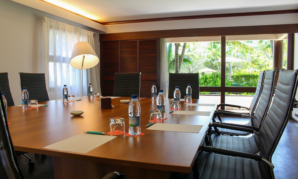LE MERIDIEN ILE DES PINS 40/50