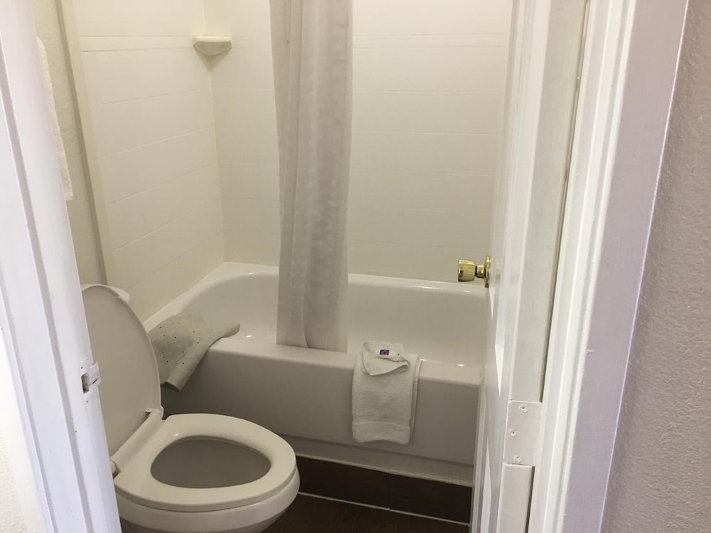 Motel6 Richmond, VA - Midlothian Turnpike 15/46