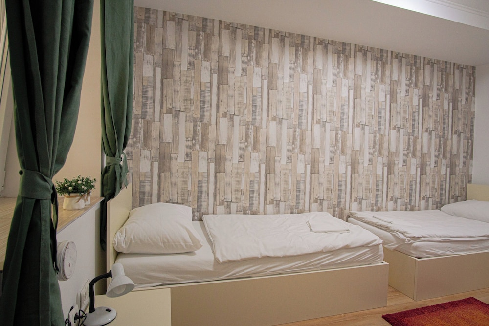 Easy Star Hotel 32/51