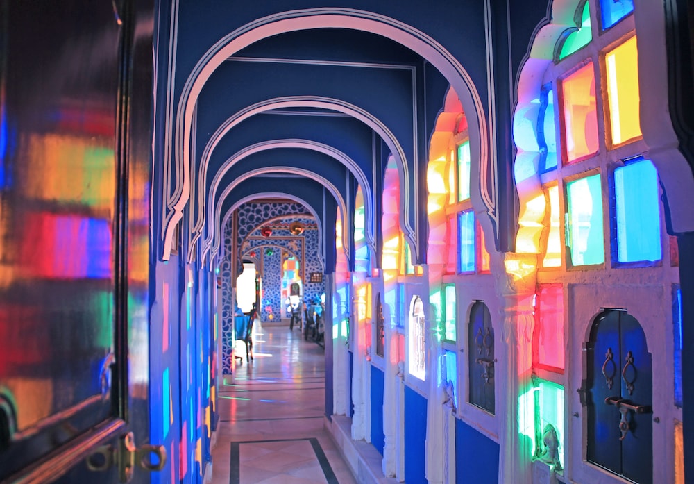 Alsisar Mahal 36/50