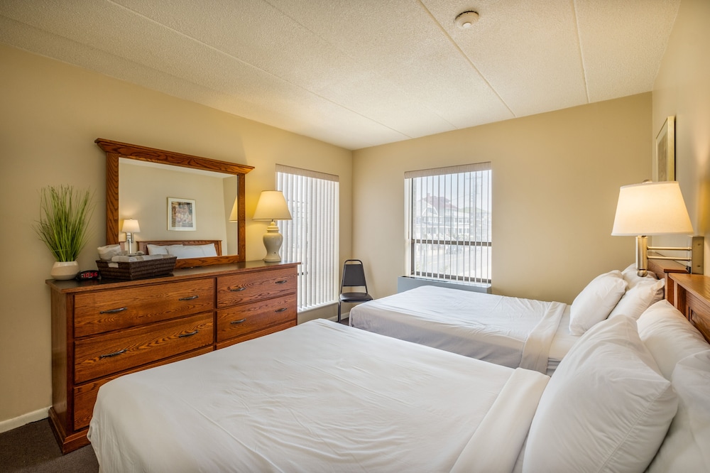 Tahiti Inn 6/22