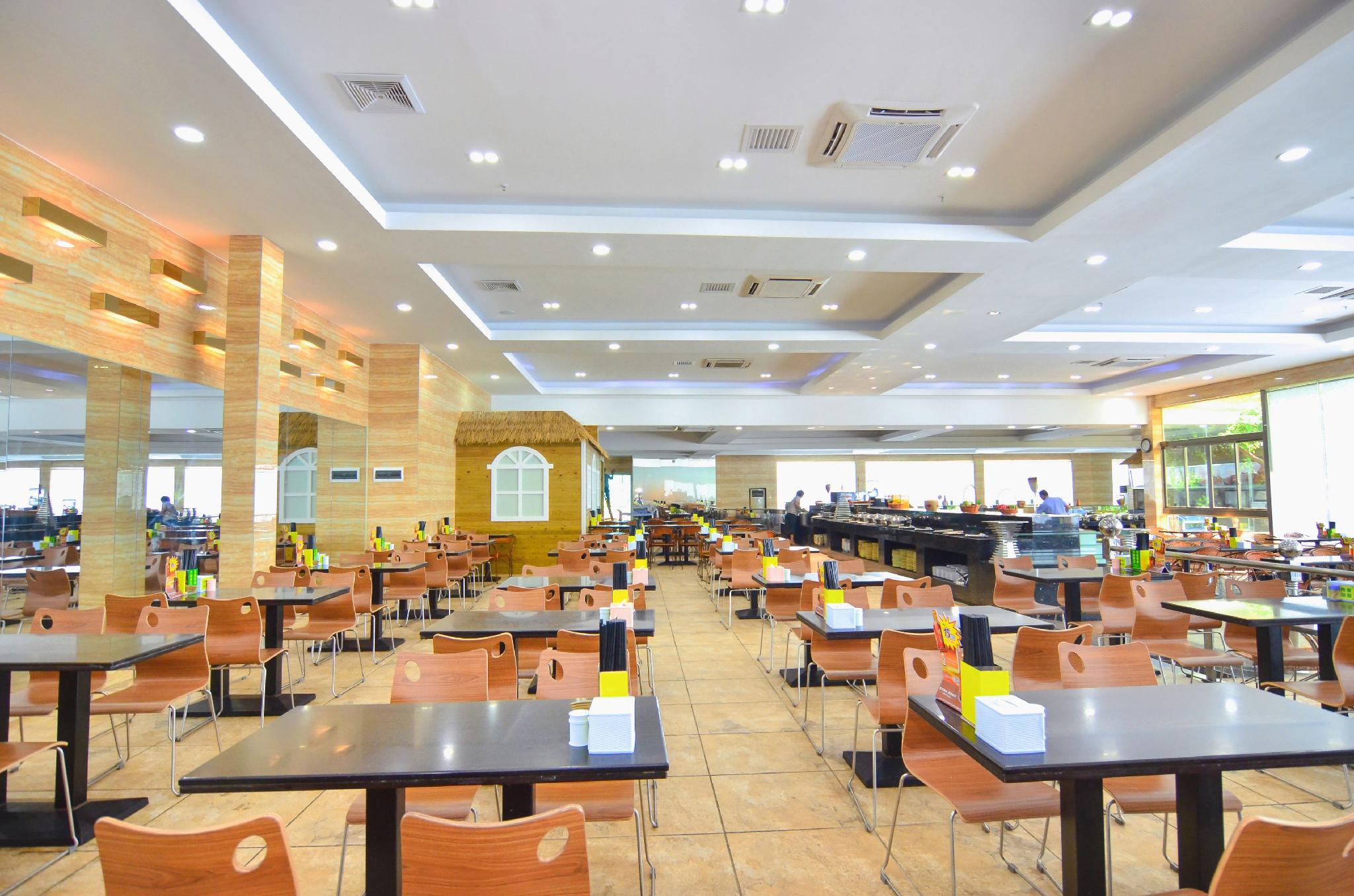 Quanyan Hotspring Holiday Hotel 36/56