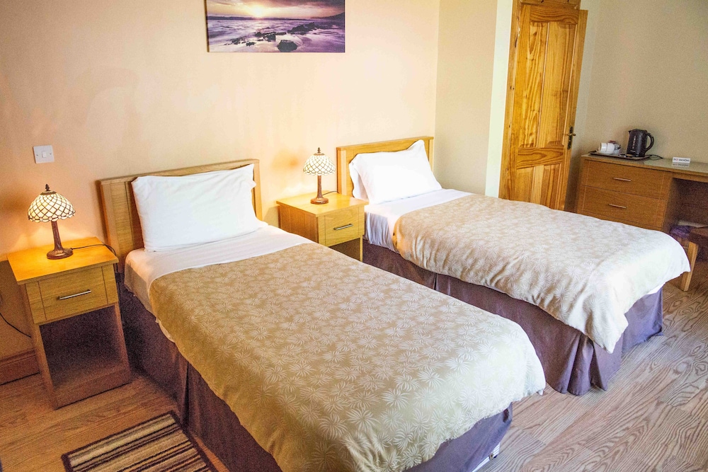 Groarty House Manor B B 21/65