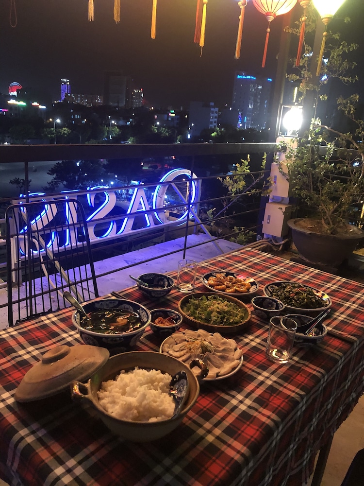 Oasis Hotel & Apartment 37/50